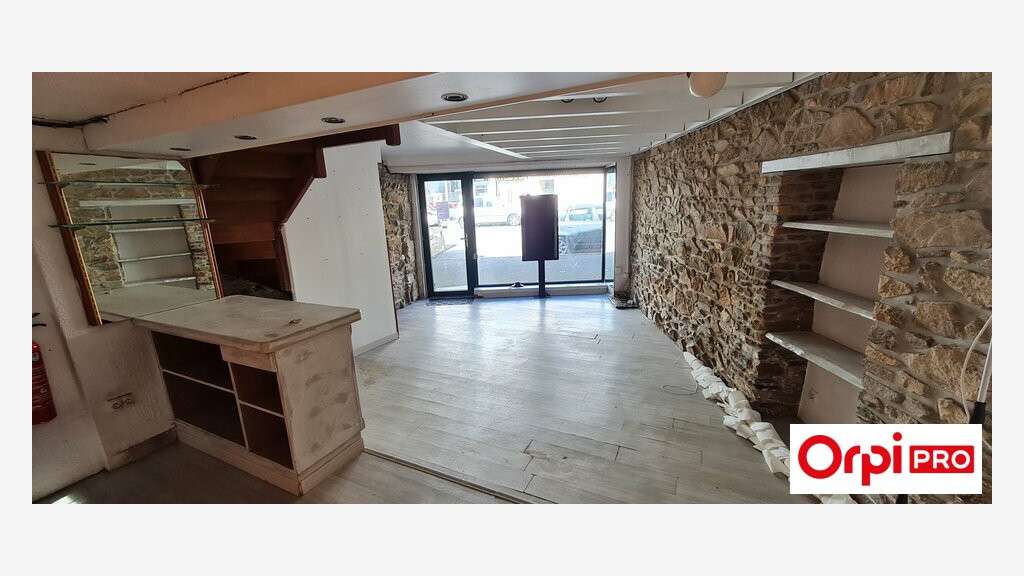 A louer local commercial 65m² avec vitrine Plouha