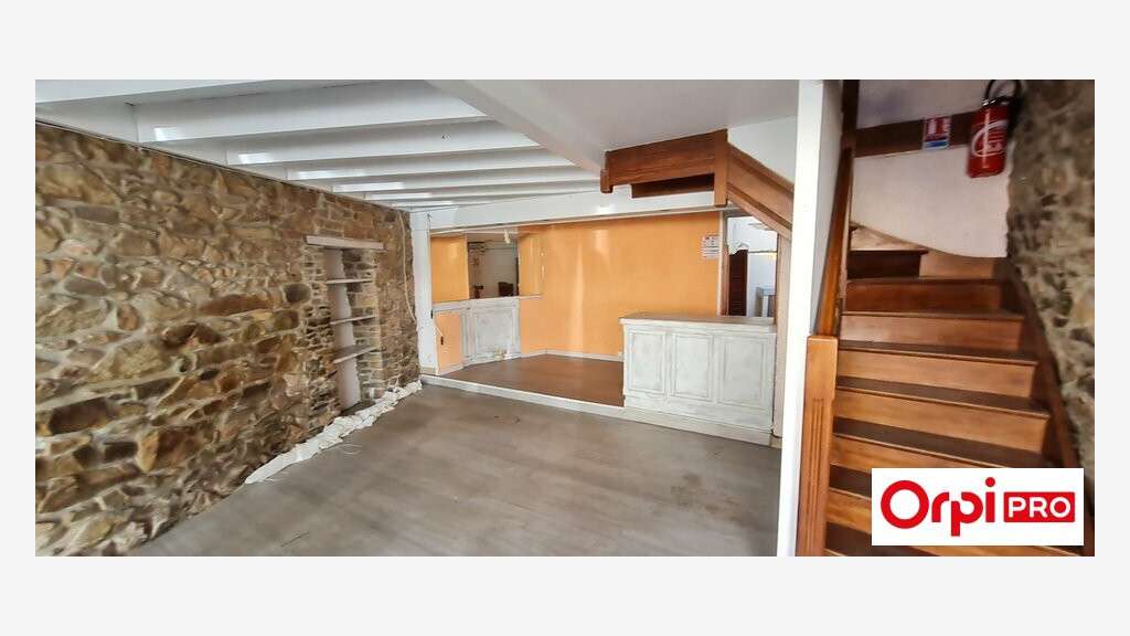 A louer local commercial 65m² avec vitrine Plouha