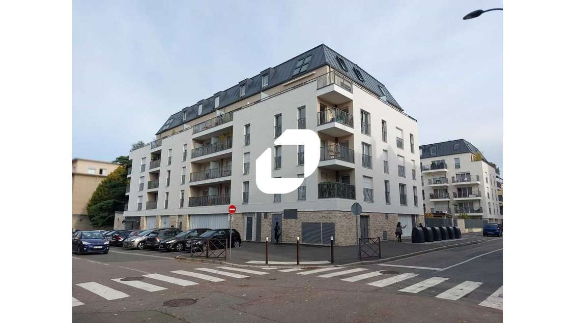 A louer Local commercial 170m² Poissy