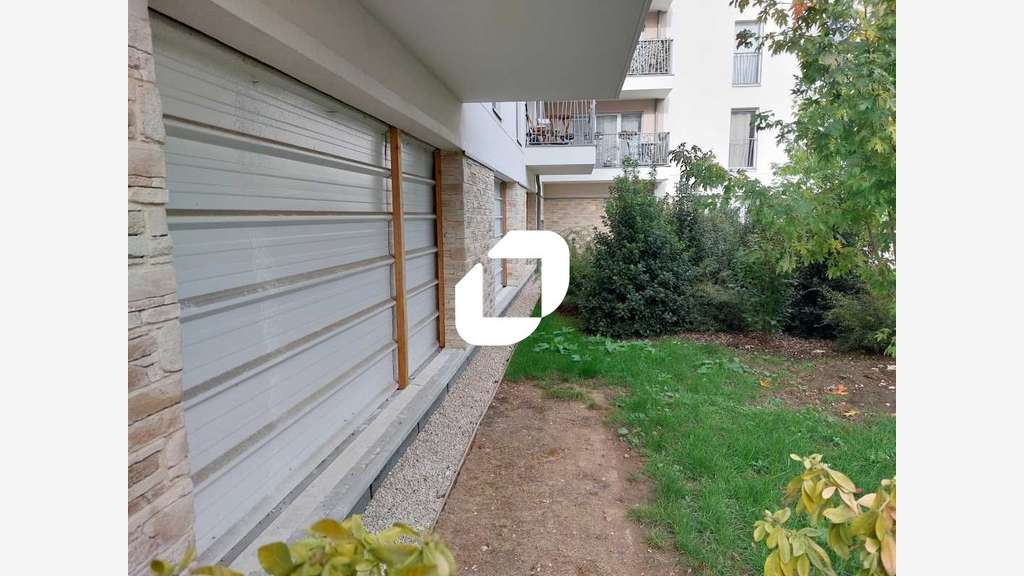 A louer Local commercial 170m² Poissy