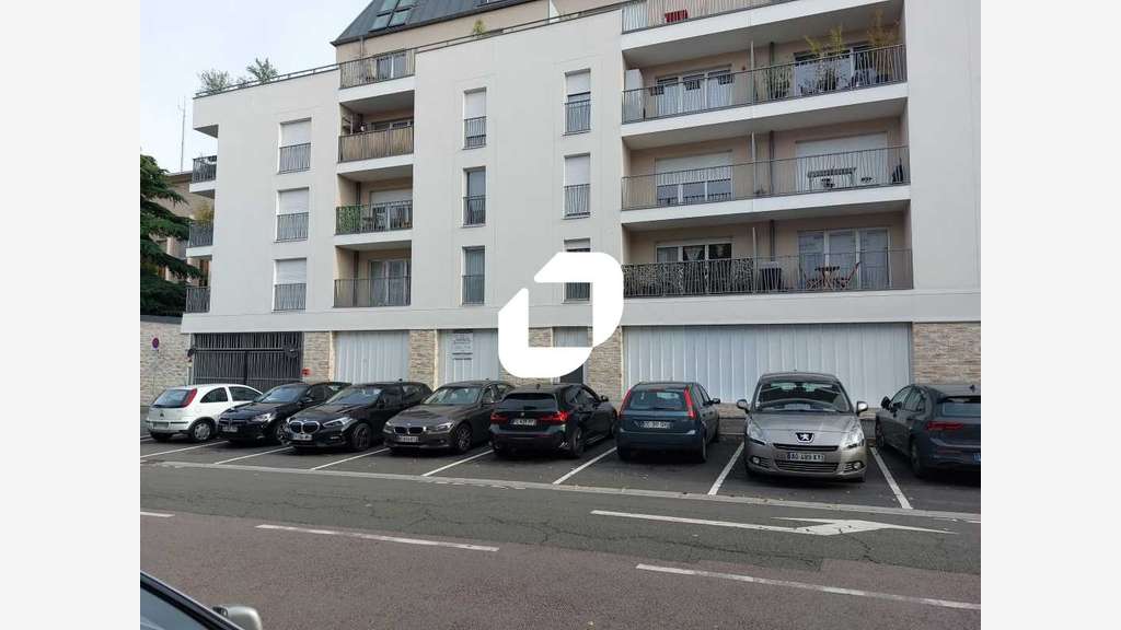 A louer Local commercial 170m² Poissy