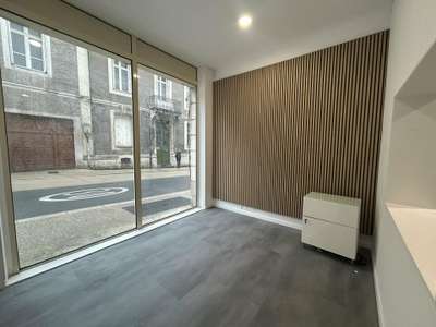 A louer local commercial 75m² empl N°1 Poitiers