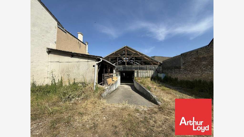 Cellules commerciales à louer Poitiers Libération