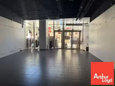 POITIERS - LOCAL COMMERCIAL à louer
