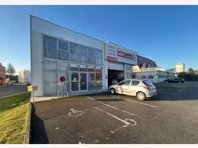 POITIERS - LOCAL COMMERCIAL à louer