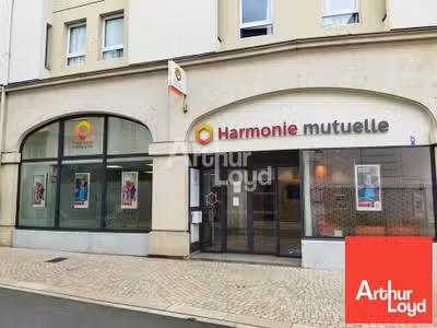 POITIERS - LOCAL COMMERCIAL à louer