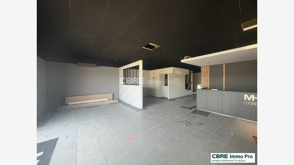A louer local commercial de 235m² à Poitiers