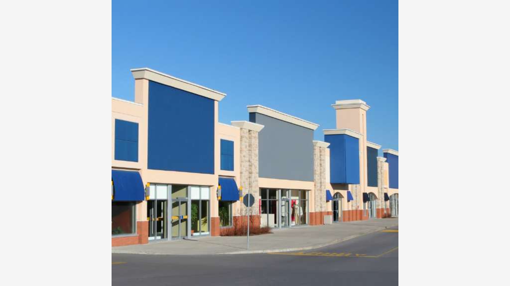 A louer local commercial 300m² zone comm. Poligny