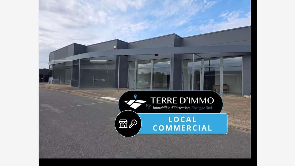 À LOUER – LOCAL COMMERCIAL DE 200 M² – EMPL N°1