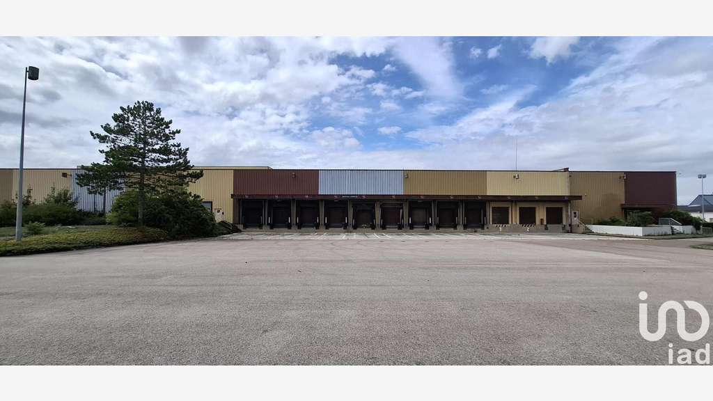 Local commercial à Pont-Sainte-Marie