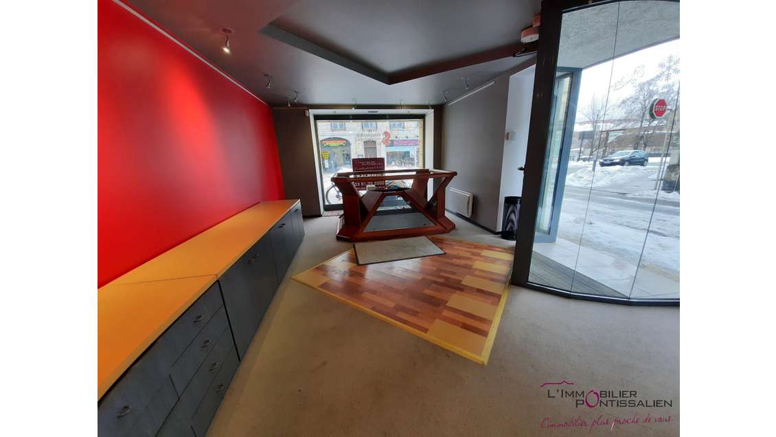 Local commercial à louer de 70m² centre Pontarlier