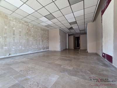 A louer local commercial 69m² Pontarlier centre