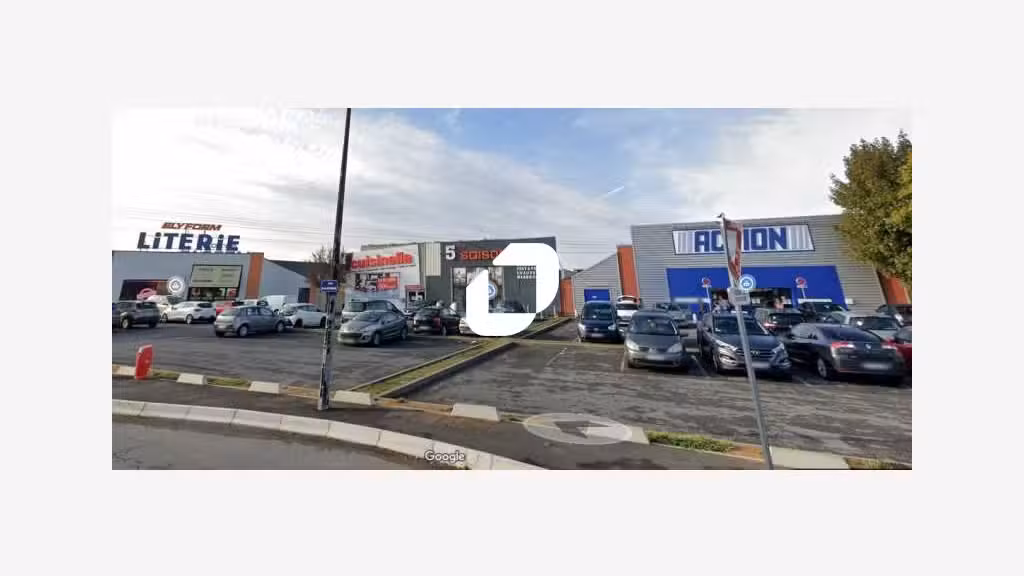 A louer Local commercial 952m² Pontault combault