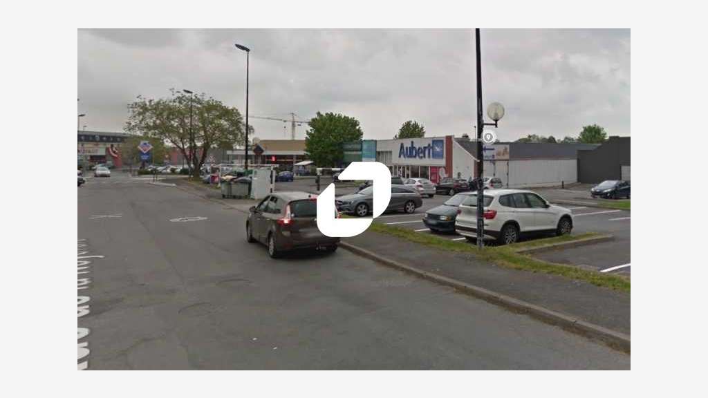 A louer Local commercial 952m² Pontault combault