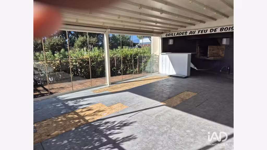 A louer local restauration rapide 135m² Ponteilla