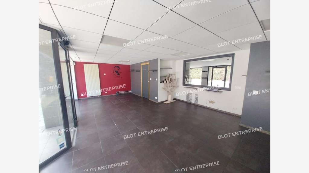 A louer local commercial de 39m² à Pontivy