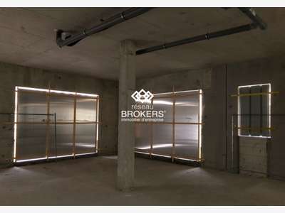 Local commercial 163m² au pied de la Gare Pontoise