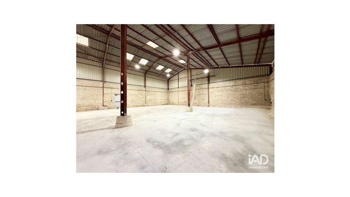 Local commercial à Pontpoint