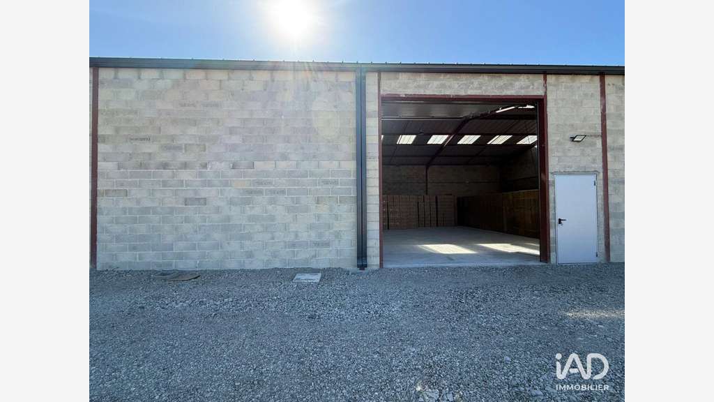 A louer hangar neuf 250m² à Pontpoint proche A1