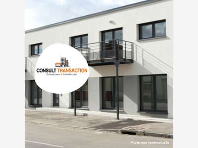 A louer local vitré 135m² secteur Pornic
