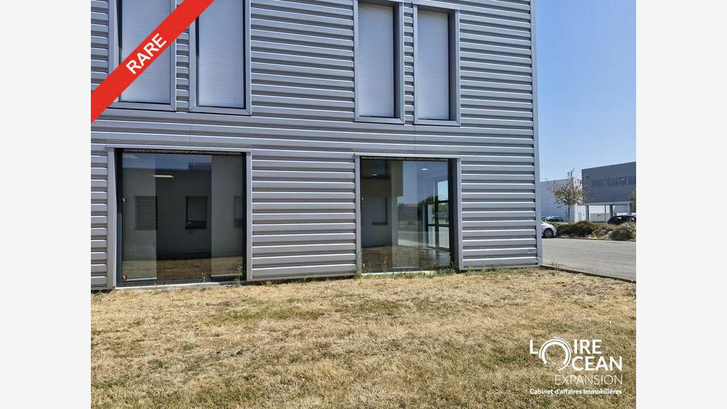 A louer local commercial 125m² sur Pornic Ouest