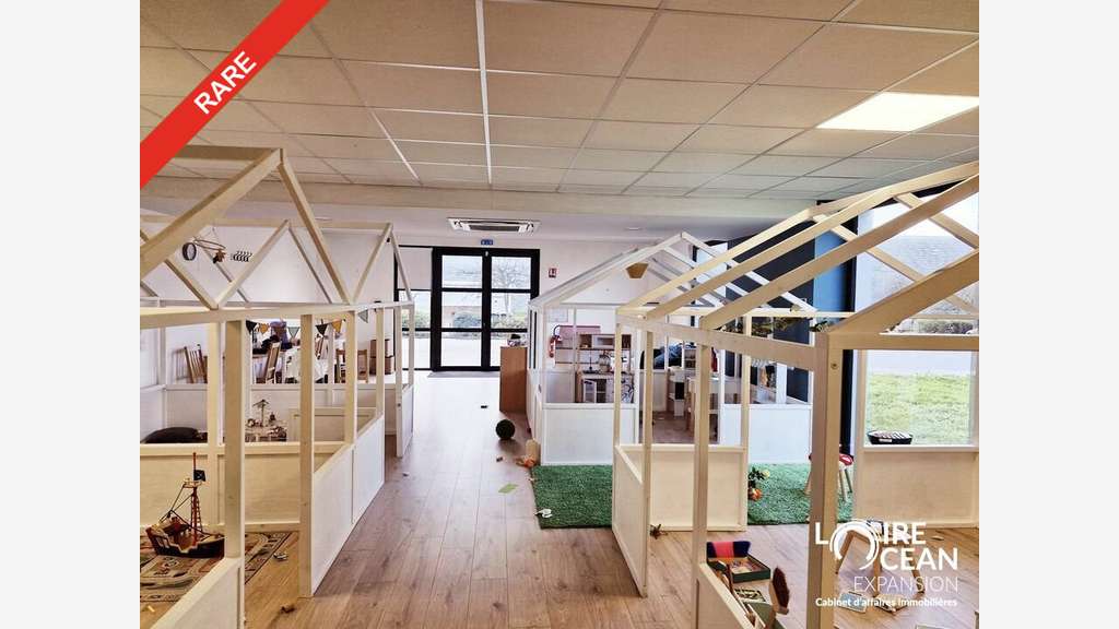 A louer local commercial 125m² sur Pornic Ouest