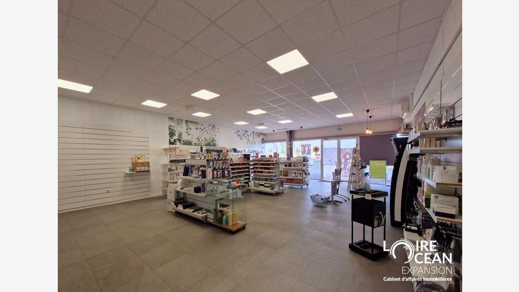 Local commercial 119m² à louer Pornic ZAC Ouest