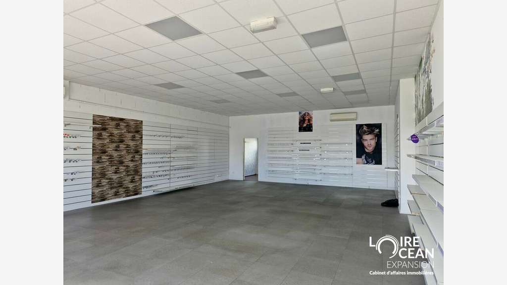 Local commercial 119m² à louer Pornic ZAC Ouest 