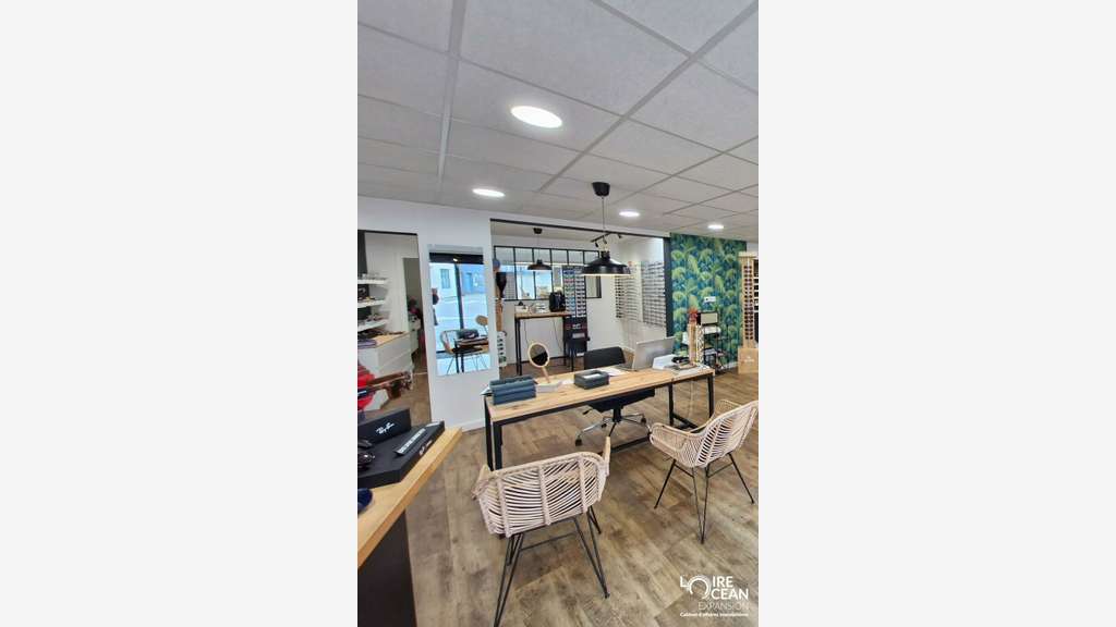 A louer local commercial 80m² à La Plaine sur Mer