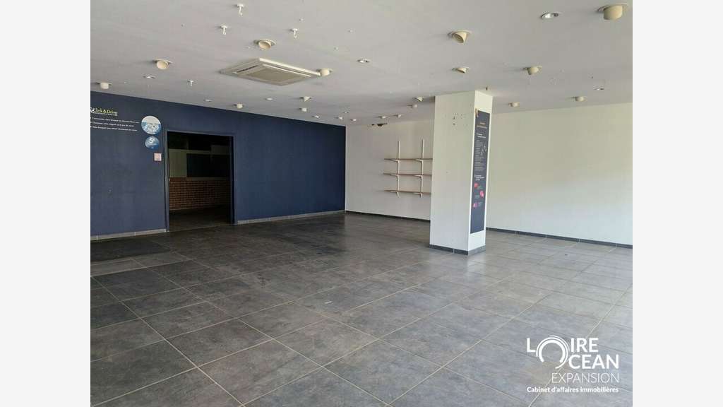 A louer ensemble immo de 300m² à Pornic