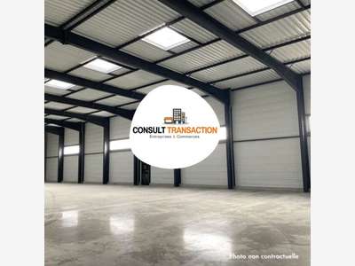 A louer local commercial de 330m² en zc de Pornic