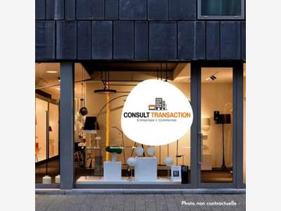 A louer local commercial de 330m² en zc de Pornic