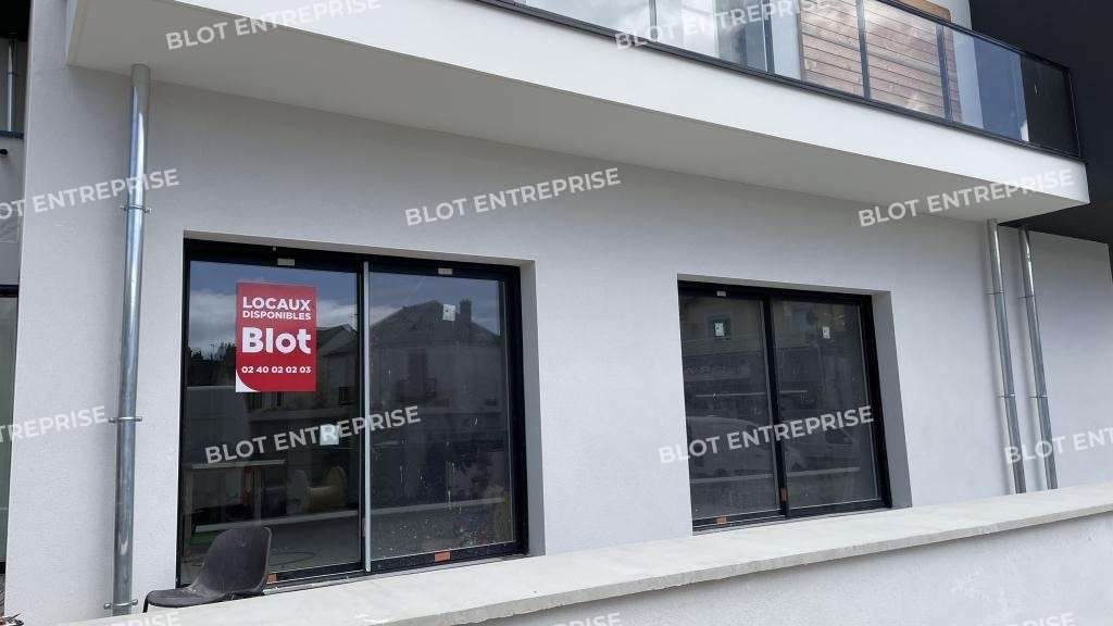 A louer locaux commerciaux de 73m² à Pornichet