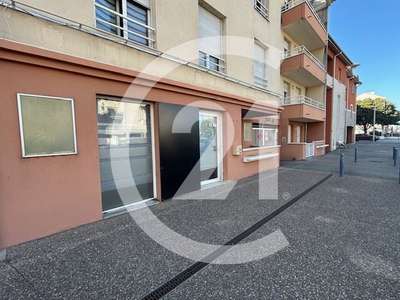 Location Locaux d'activités - Entrepôts à Portes-lès-Valence