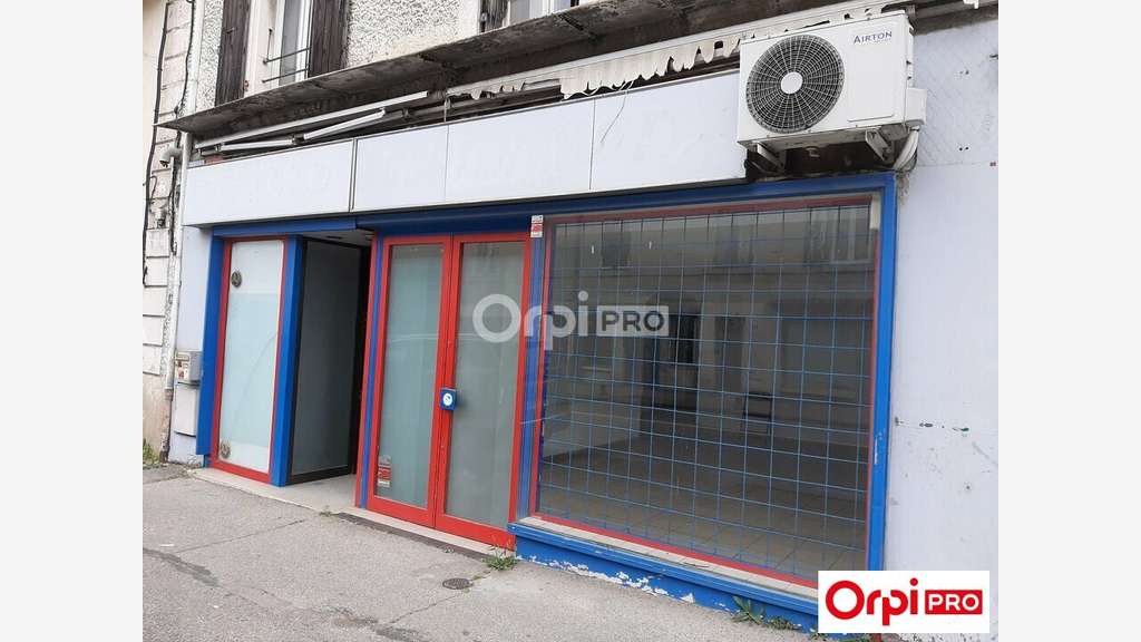 Local commercial 111m² à Portes-lès-Valence centre