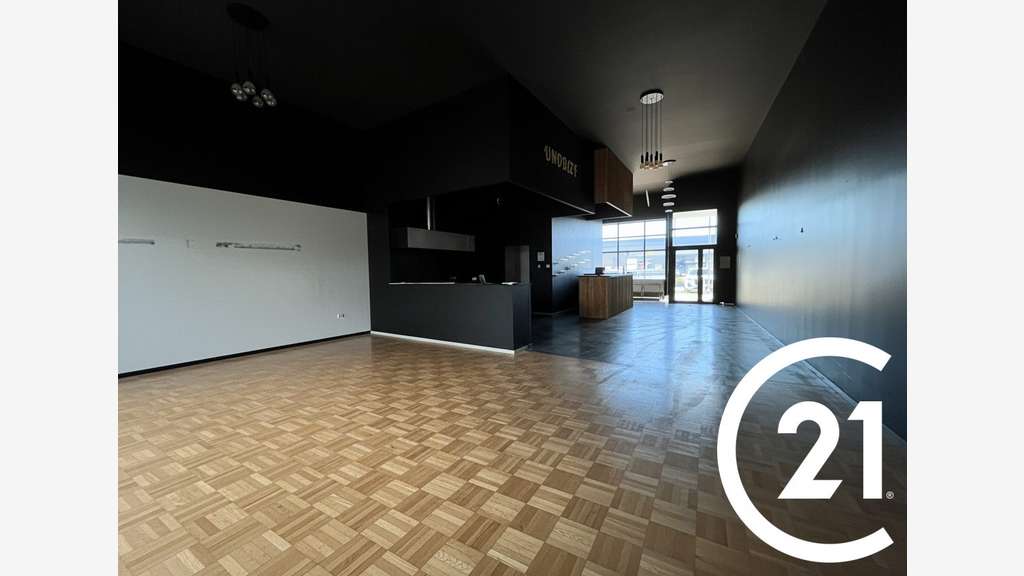 Loue local de 140m² en zc Portes les Valence