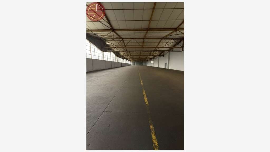 A louer local commercial 500m² Portet-sur-Garonne