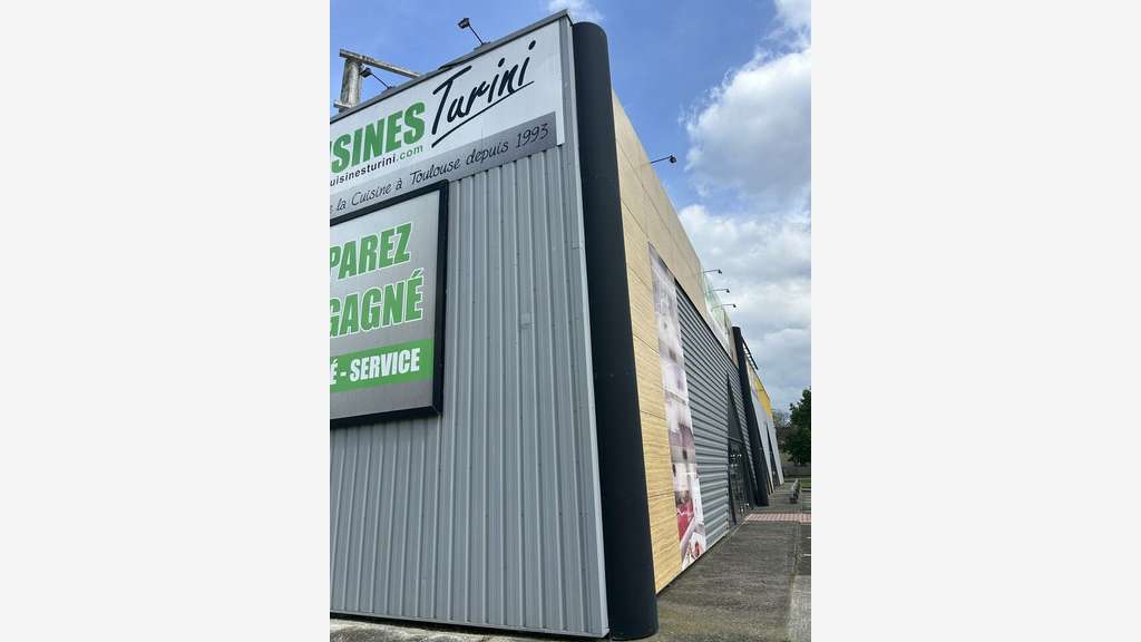 PORTET SUR GARONNE - LOCAL COMMERCIAL à louer