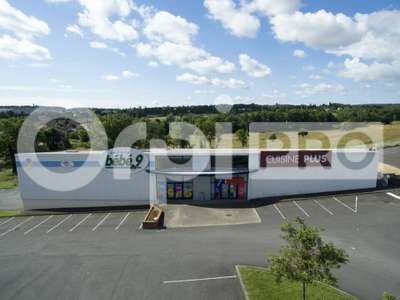 Location Locaux commerciaux - Boutiques à Prémilhat