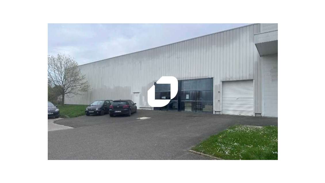 A louer Local commercial 1091m² Provins