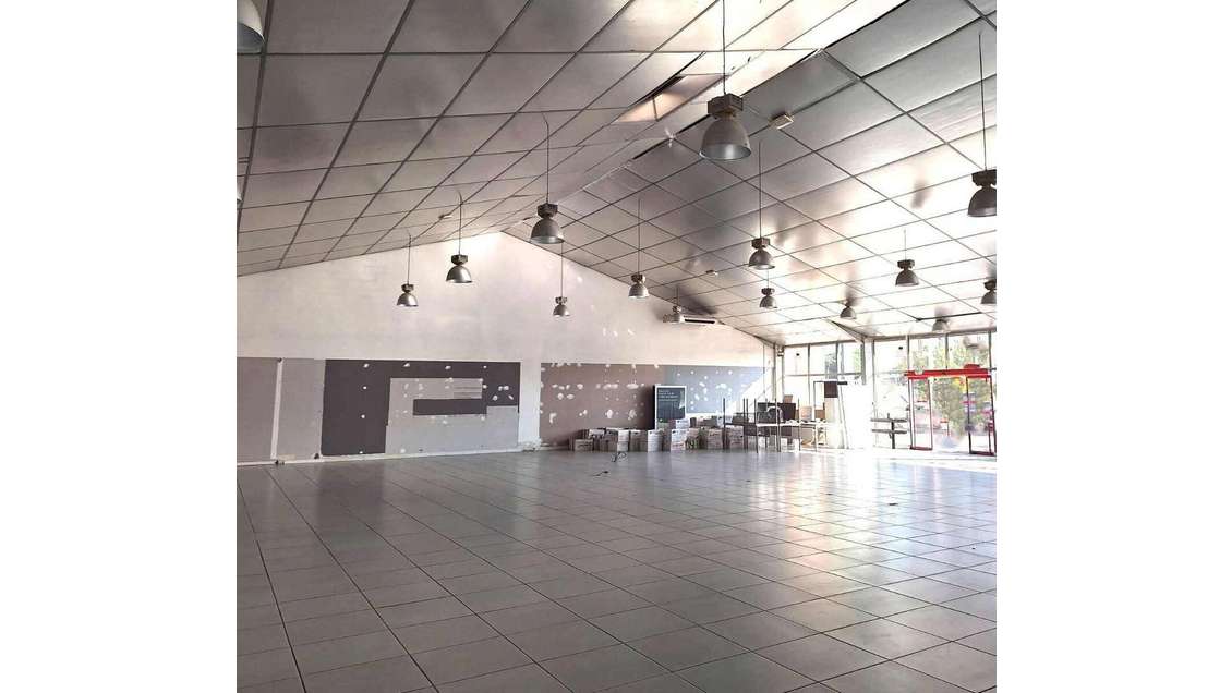Local commercial 404m² à louer à Puget sur Argens