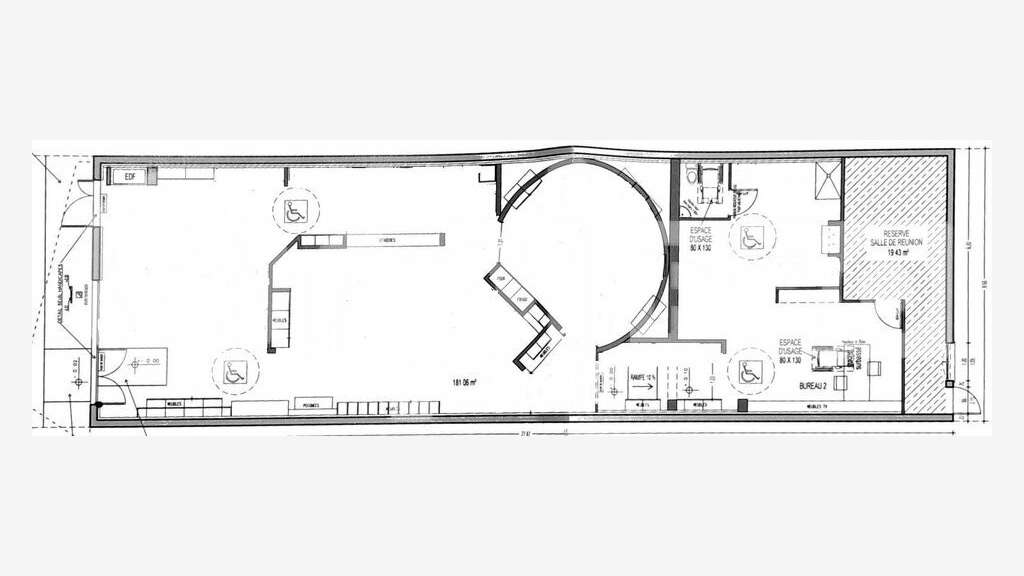 LOCAL COMMERCIAL A LOUER LA ROCHELLE 230 M²