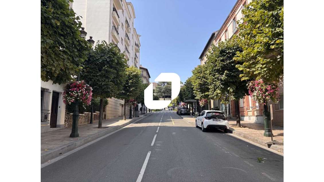 A louer Local commercial 68m² Puteaux