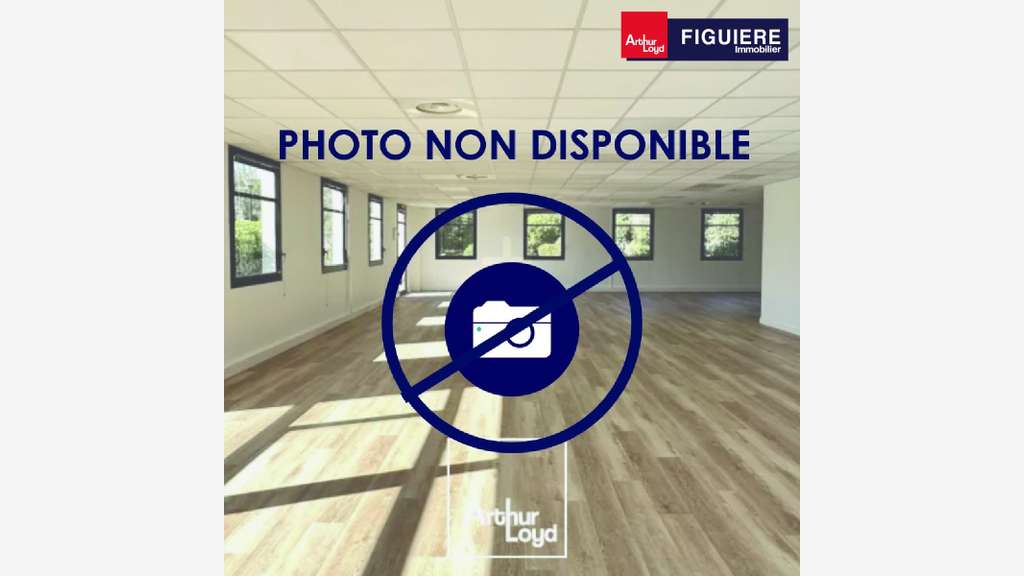 A louer local commercial 184m² à Puyricard