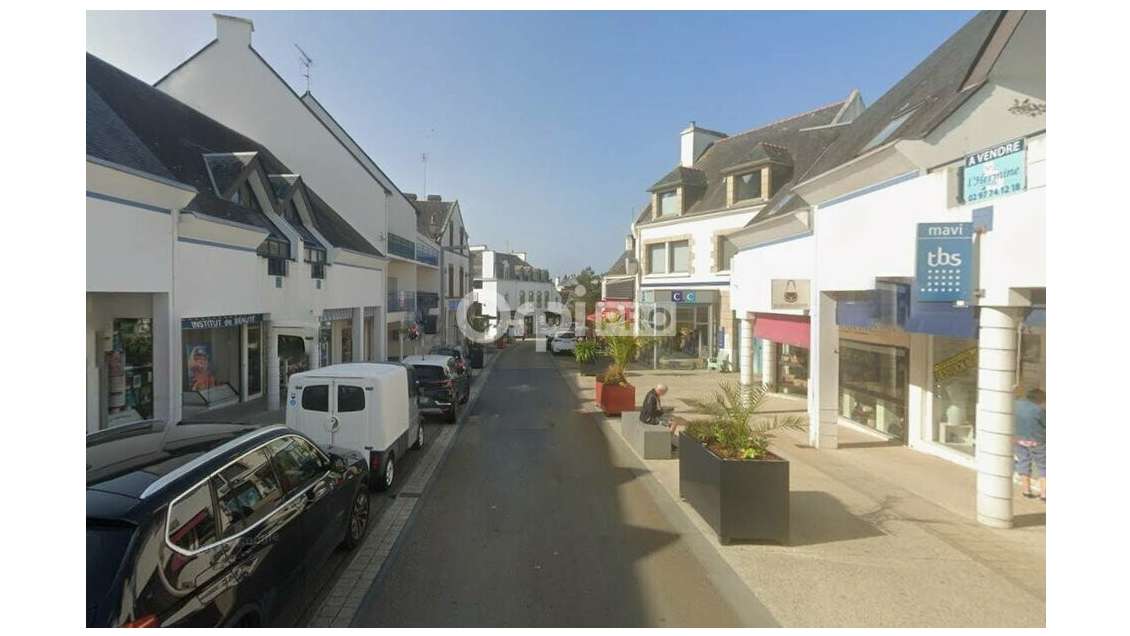 A louer local commercial 60m² à Quiberon centre  