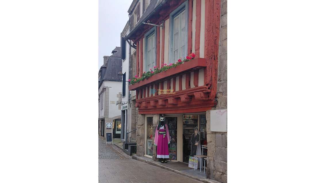 A louer local commercial de 71m² à Quimper