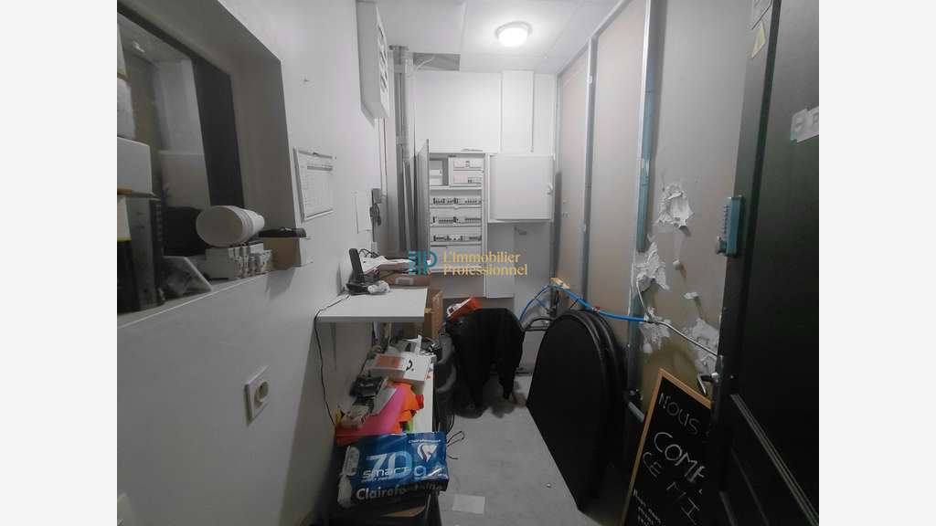 A louer local commercial 286m² Quimper Gourvily