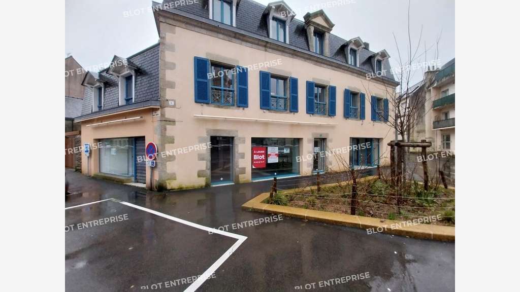 A louer local commercial de 123m² ERP à Quimper