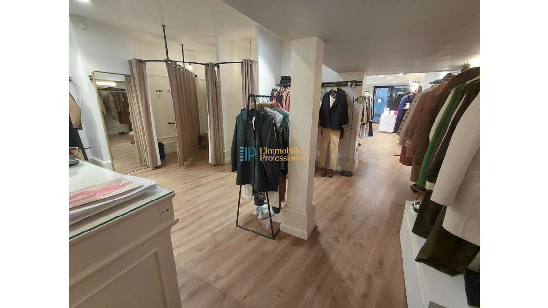 A louer local commercial 94m² Quimper hyper centre