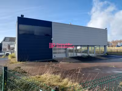 A louer local commercial 354m² ZA Quimper